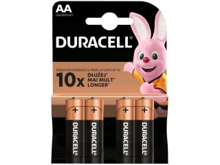 4 x Duracell AA Plus Alkaline (se 4 bateriemi) 4 tužkových baterií