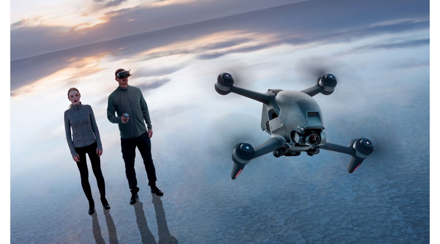 Nový dron DJI FPV přináší dramatické záběry a rychlou akci