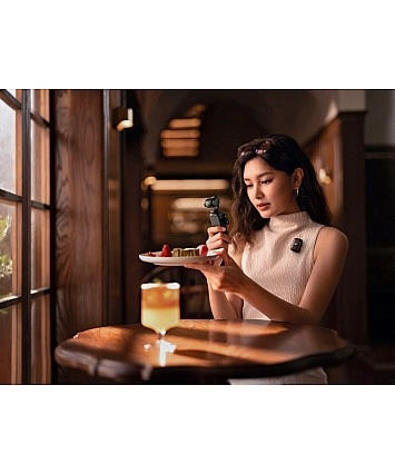 DJI Osmo Pocket 3 Creator Combo CP.OS.00000302.01 DJI Osmo Pocket 3 Creator Combo CP.OS.00000302.01