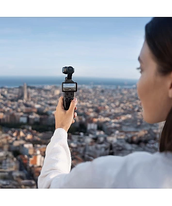 DJI Osmo Pocket 4 Essential Combo – kapesní gimbal kamera DJI Osmo Pocket 4 Essential Combo – kapesní gimbal kamera